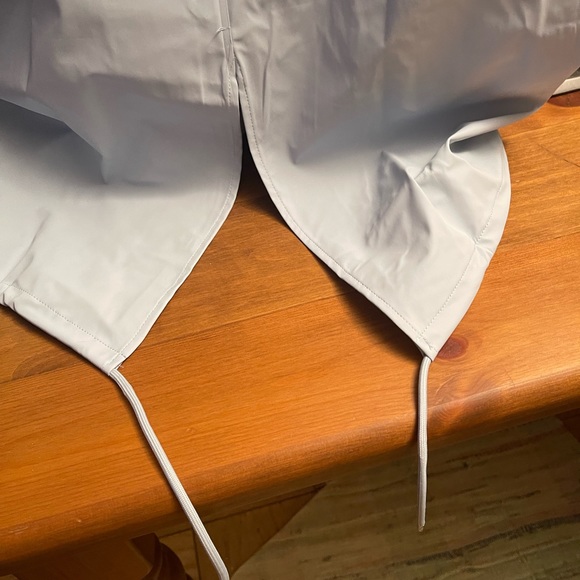 Gorgeous RAINS trench coat with string waist. Size M-Light blue. - Picture 6 of 6